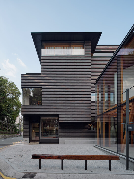 Perfumer H Seoul / Chakchak Studio - Exterior Photography, Facade