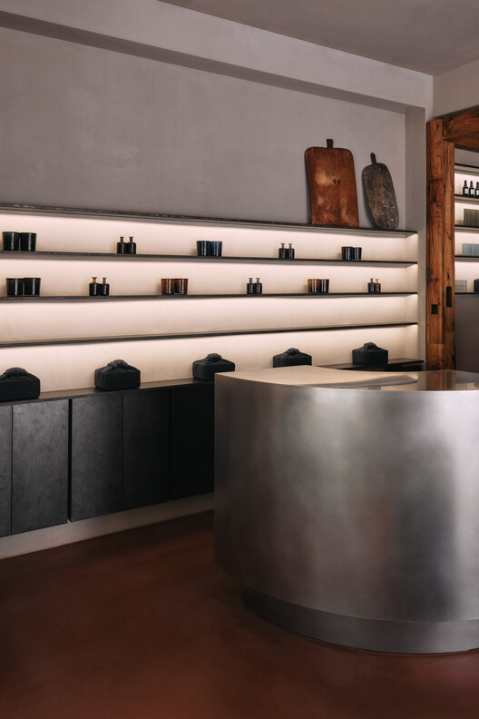 Perfumer H Seoul / Chakchak Studio - Interior Photography, Shelving