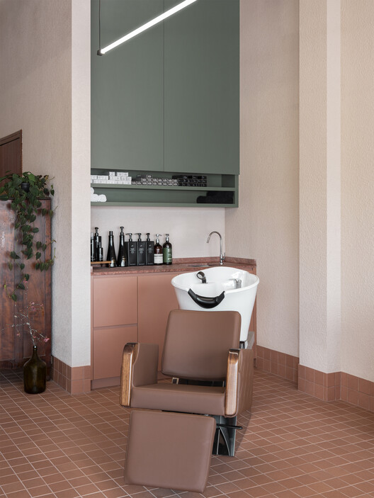 Marcia Leal Hair Studio / Sarturi Gumz Arquitetos Marcia Leal Hair Studio / Sarturi Gumz Arquitetos - Image 11 of 19