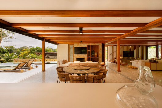 Casa Maré / Sonne Müller Arquitetos - Fotografia de Interiores, Sala de Estar, Madeira, Viga, Cadeira