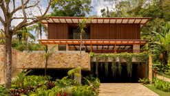Maré House / Sonne Müller Arquitetos