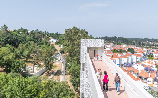 Universal Accessibility  - Coruche / CVDB arquitectos + HAHA Arquitectura Paisagista - Exterior Photography