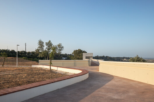 Universal Accessibility  - Coruche / CVDB arquitectos + HAHA Arquitectura Paisagista - Image 8 of 33