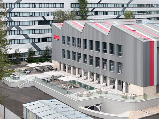 Narxoz University Business School / AGP Architects