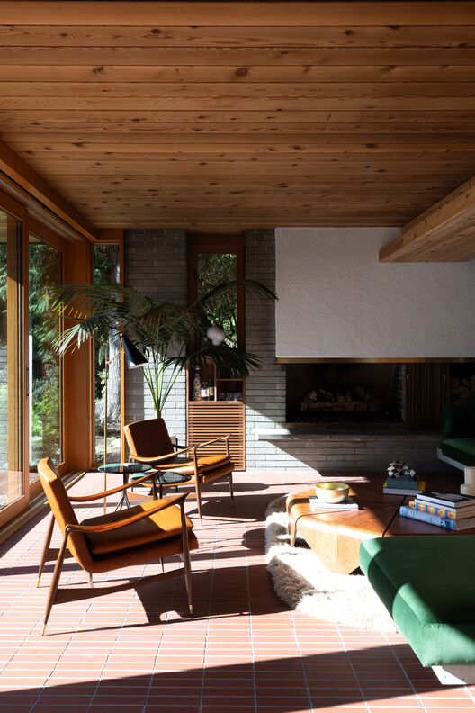 Osler House  / Scott and Scott Architects  - Interior Photography, Living Room, Wood, Chair
