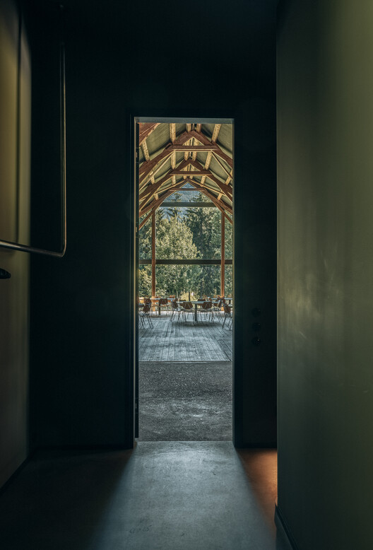 Restaurante 21-24 Nikkakjøkken / OFFICE INAINN - Imagen 7 de 27