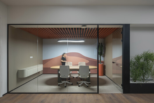 Sanofi Headquarters-Tehran / Persian Garden Studio - Image 13 of 27