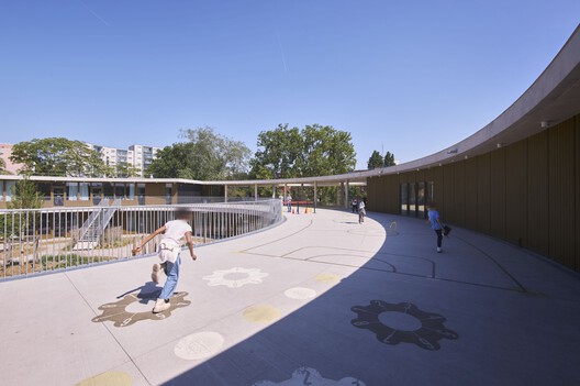 School in Dunkerque / TANK Architectes - Image 10 of 22