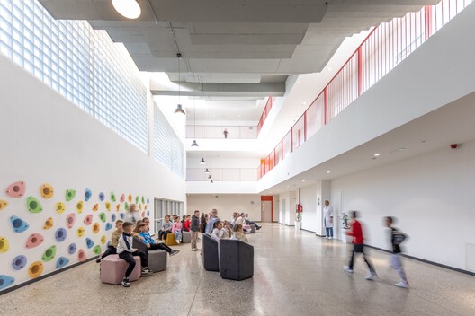 Angela Merkel School / Commonsense Studio - Interior Photography