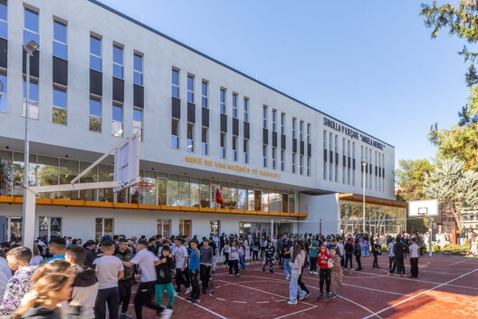 Angela Merkel School / Commonsense Studio - Exterior Photography