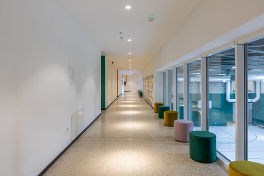 Angela Merkel School / Commonsense Studio - Interior Photography