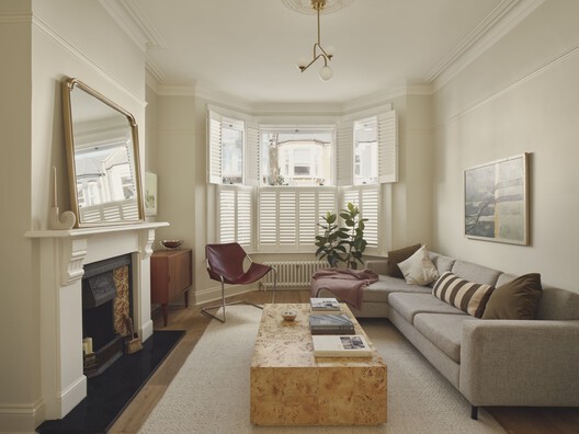 Loggia House / House of EM - Interior Photography, Living Room, Wood, Sofa, Lighting, Chair