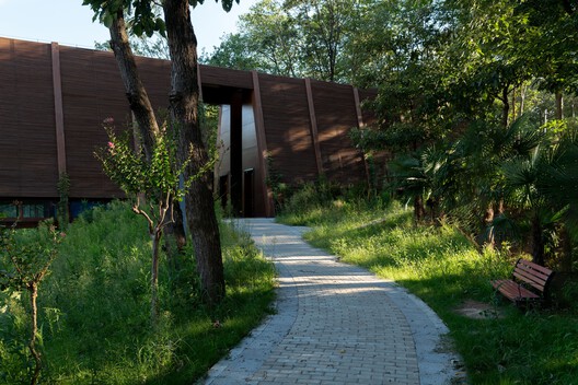 House of Knowledge / Christoph Hesse Architects - Exterior Photography, Wood, Garden