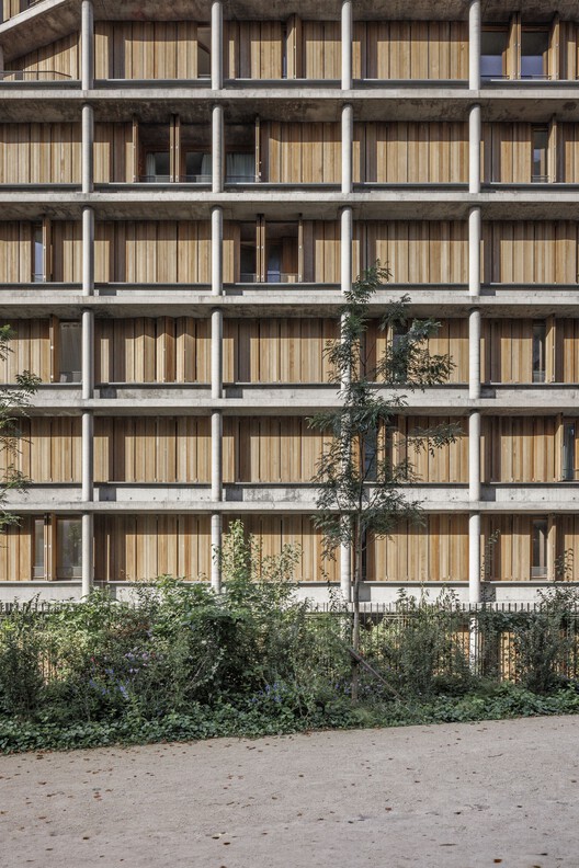 Neighborhood in Paris - Media Library and Family Flats, Student Residence, and Social Housing Units / La Architectures + Atelier Régis Roudil Architectes + Nicolas Hugoo Architecture - Image 11 of 36