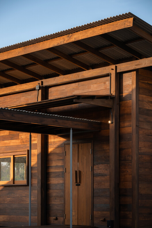 Nork-Kok House / Yangnar Studio - Interior Photography, Wood, Beam