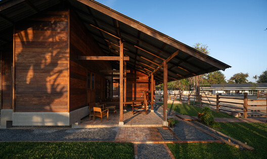 Nork-Kok House / Yangnar Studio - Image 10 of 31