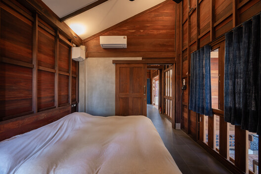Nork-Kok House / Yangnar Studio - Interior Photography, Bedroom, Wood, Lighting, Door, Bed