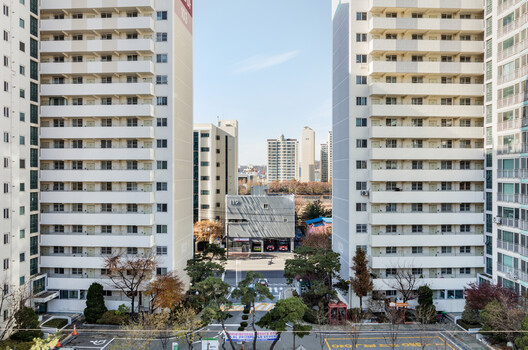 Designing With Living Systems: Discover the Works of Yong Ju Lee Architecture Designing With Living Systems: Discover the Works of Yong Ju Lee Architecture - Image 7 of 26