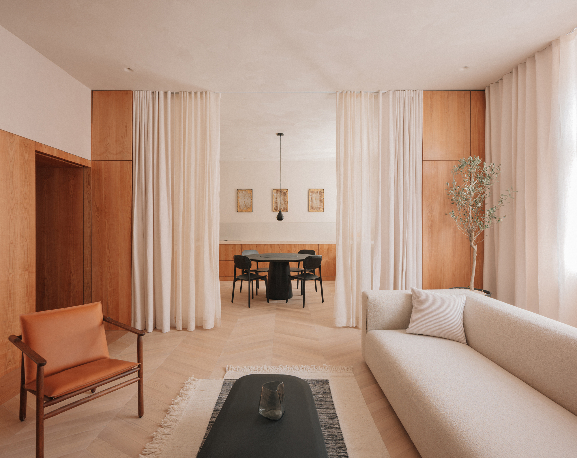 Treehouse Apartment / Projekt V Arhitektura