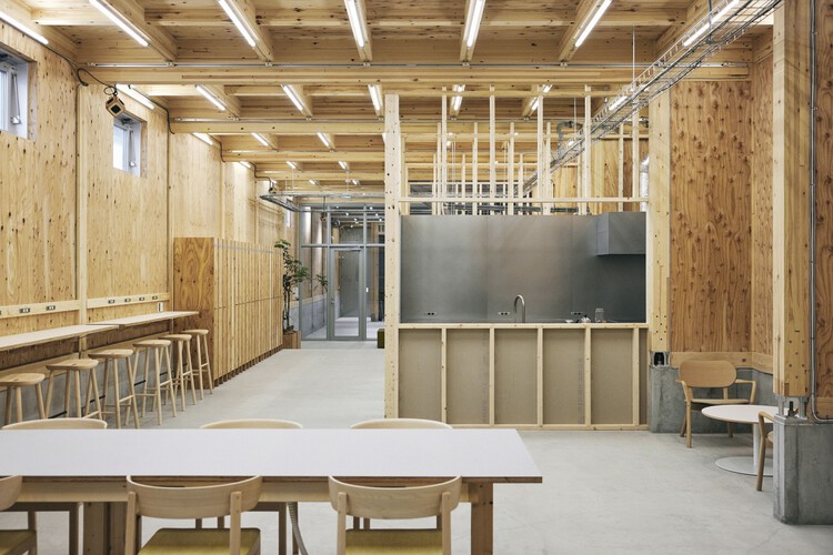 内田商店新总部 / Schemata Architects + Jo Nagasaka - 室内图, 木头