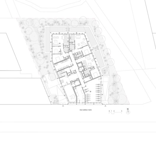 Neighborhood in Paris - Media Library and Family Flats, Student Residence, and Social Housing Units / La Architectures + Atelier Régis Roudil Architectes + Nicolas Hugoo Architecture - Image 32 of 36
