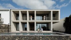 House of the Shattered Rock / SO Arquitetura & Design