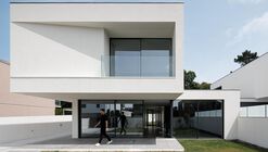 Casa dos Sobreiros II / Urbanpolis – Construções e Empreendimentos, Lda