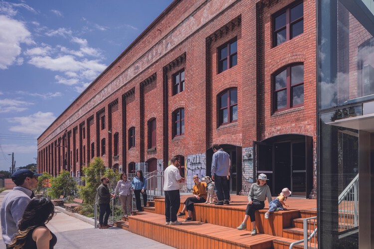 Younghusband Woolstore  / Woods Bagot - Exterior Photography, Brick, Concrete