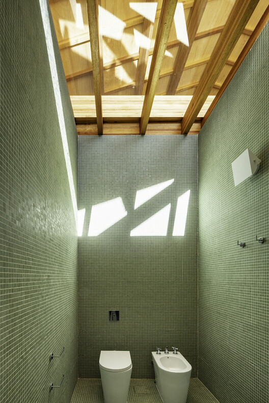 House MM / Equipe Lamas - Interior Photography, Bathroom, Wood