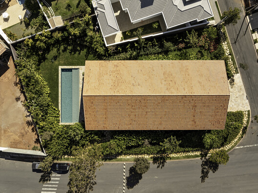 House MM / Equipe Lamas - Exterior Photography