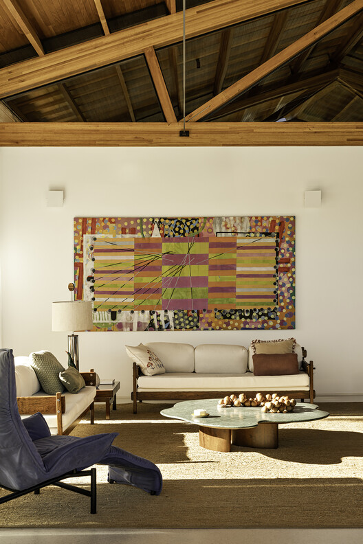 House MM / Equipe Lamas - Interior Photography, Living Room, Wood, Chair