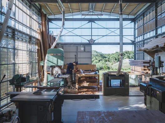 Studio In Gushichan / Studio Cochi Architects - Interior Photography, Kitchen, Steel, Beam
