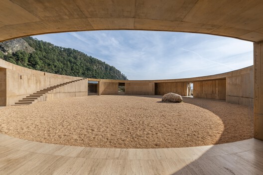 House 720 Degrees / Fernanda Canales - Image 14 of 25