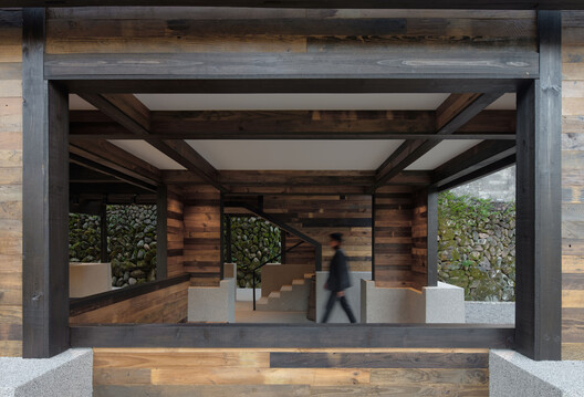 Renovation of the Old Riverside House / Ref Architects + 0.5m Studio - Exterior Photography, Wood, Beam