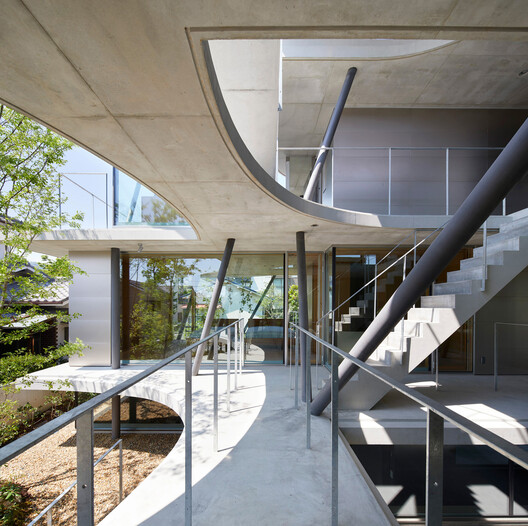 Casa Tierra / Tomohiro Hata Architect and Associates - Imagen 2 de 18