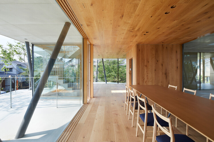 土屋 / Tomohiro Hata Architect and Associates - 室内图, 木头