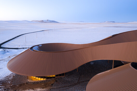 Volcano-In Visitor Center / PLAT ASIA - Image 17 of 39