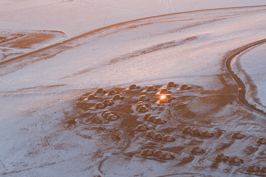 Volcano-In Hotel of Arrivals / PLAT ASIA - Image 15 of 35