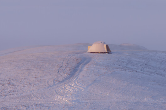 Volcano-In Hotel of Arrivals / PLAT ASIA - Exterior Photography