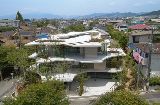 Earth House / Tomohiro Hata Architect and Associates