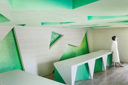 Kakushin Office/Resonance of Green / Moriyuki Ochiai Architects - Interior Photography