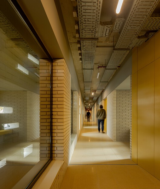 Ventura Terra University Residence - University of Lisbon / CVDB arquitectos - Image 21 of 37