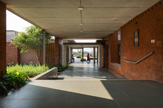 Bagchi Karunashraya Palliative Care Center / Mindspace - Image 10 of 36