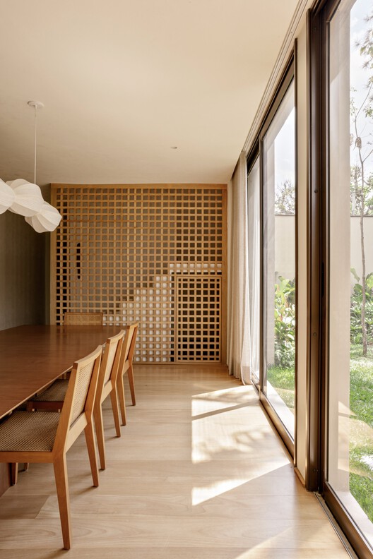 Casa Alto de Pinheiros / Terra Arquitetura - Fotografía interior, Comedor, Madera, Vidrio