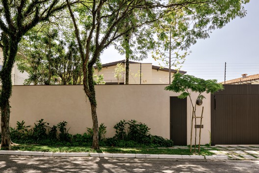 Casa Alto de Pinheiros / Terra Arquitetura - Fotografía exterior, Concreto, Patio interior