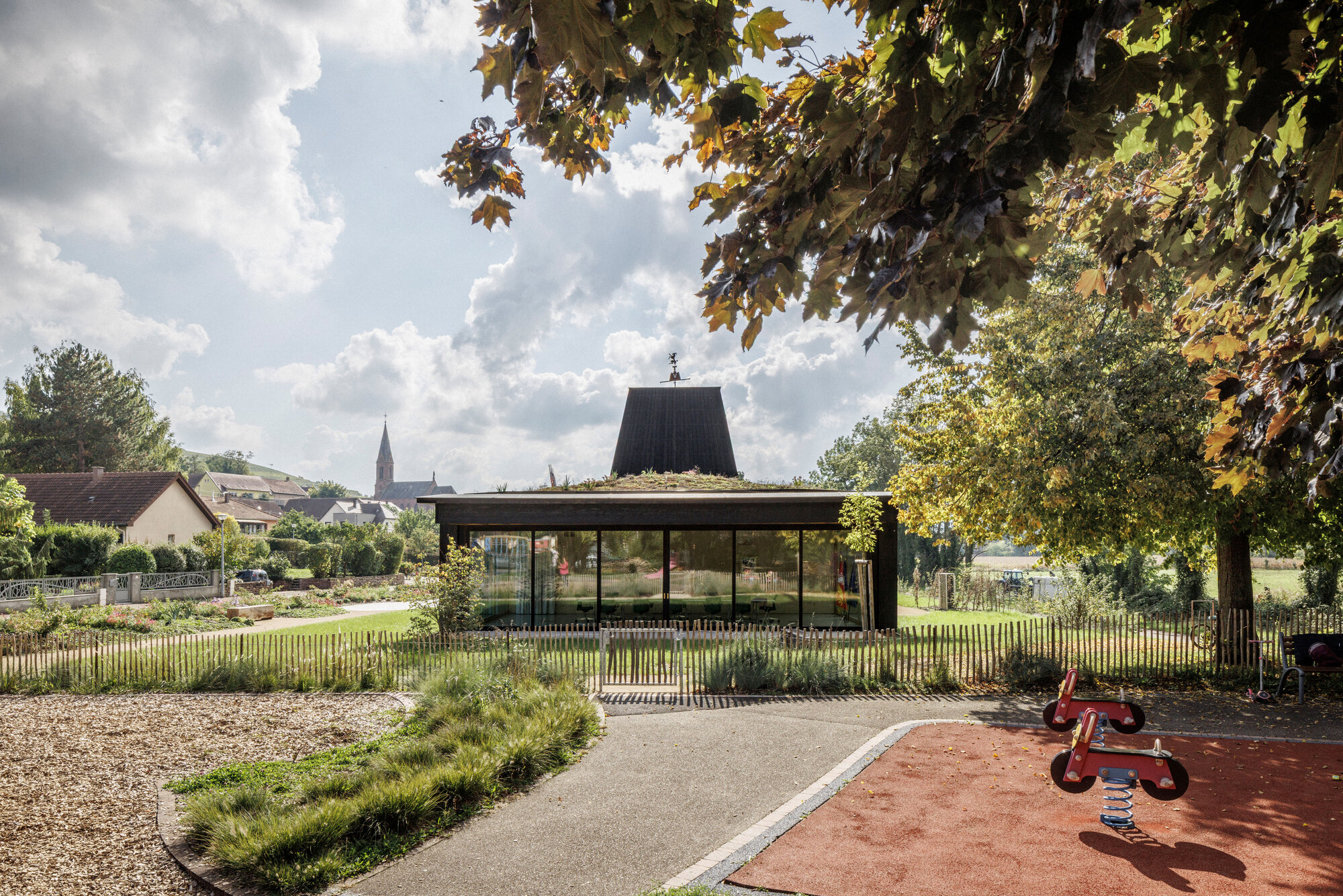 New Town Hall of Scharrachbergheim / AL PEPE architects