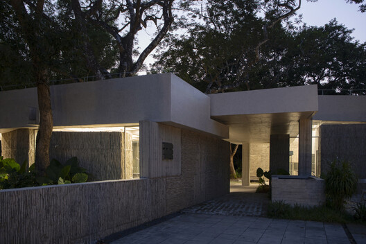 Noon Repose Pavilion / CLAB Architects - Exterior Photography, Concrete, Courtyard