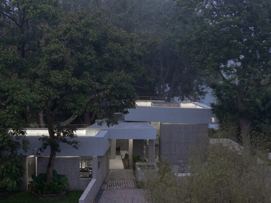 Noon Repose Pavilion / CLAB Architects - Exterior Photography, Concrete, Courtyard