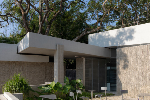 Noon Repose Pavilion / CLAB Architects - Image 16 of 42