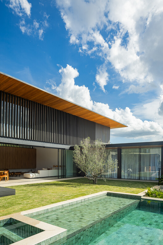 Residência SF / Gabriel Micherif Arquitetura - Imagem 7 de 24